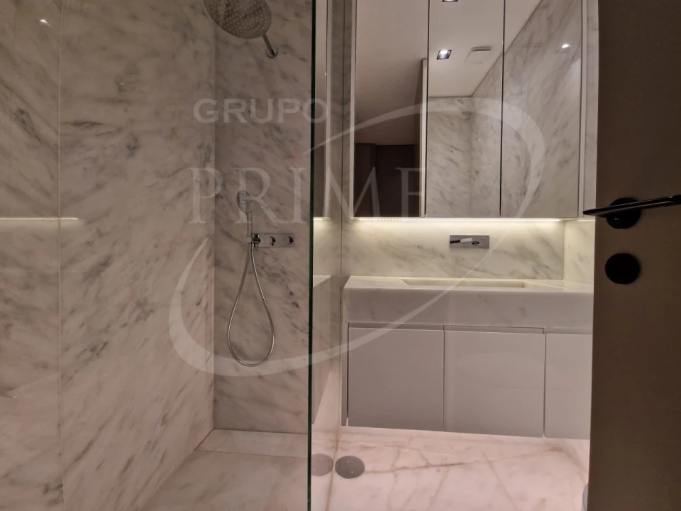 Apartamento T1 para Arrendamento em Aldoar, Foz do Douro e Nevogilde Foto 17