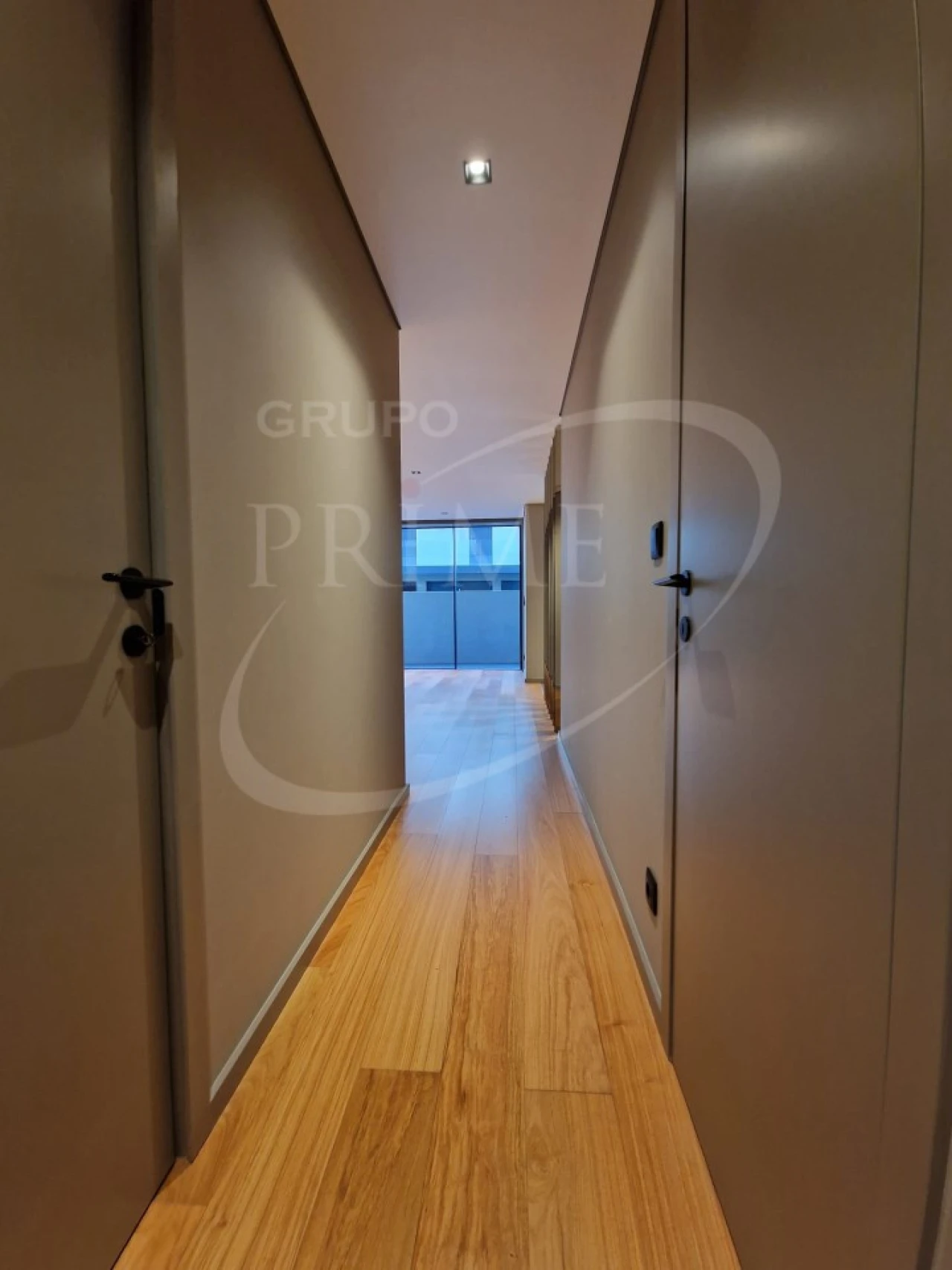 Apartamento T1 para Arrendamento em Aldoar, Foz do Douro e Nevogilde Foto 21