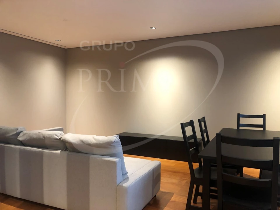 Apartamento T1 para Arrendamento em Aldoar, Foz do Douro e Nevogilde Foto 6