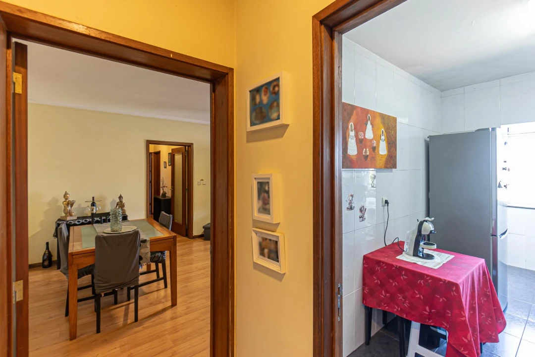 Apartamento T2 para Venda em Ramalde Foto 10