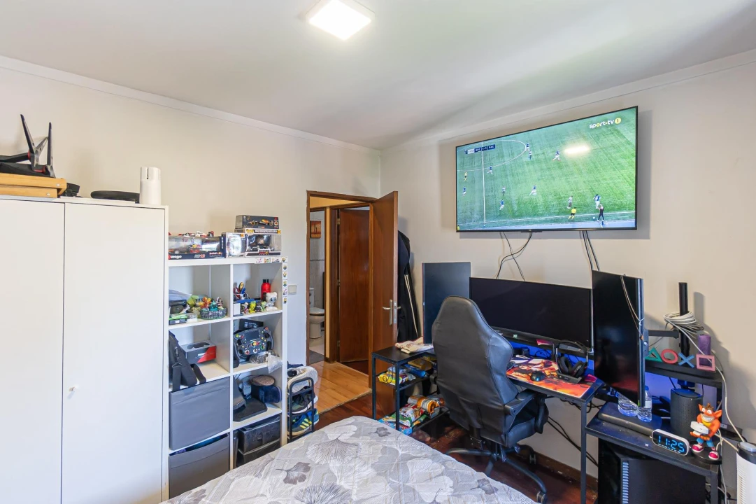 Apartamento T2 para Venda em Ramalde Foto 20