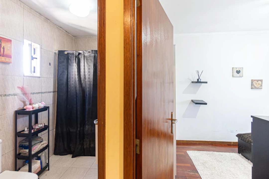 Apartamento T2 para Venda em Ramalde Foto 25