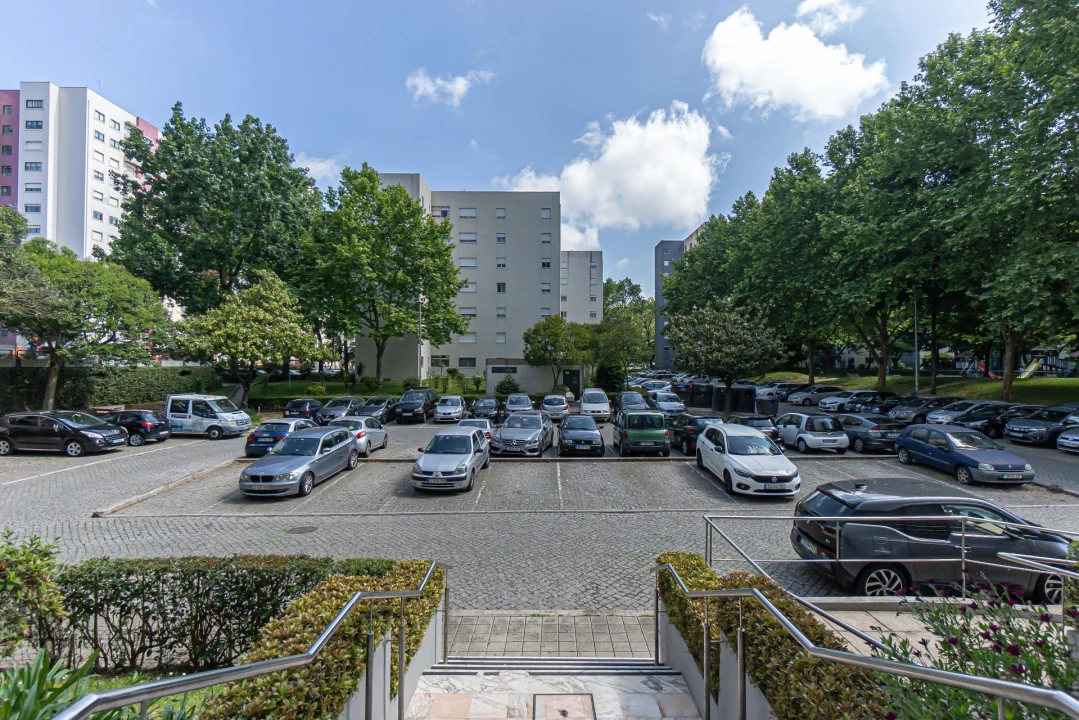 Apartamento T2 para Venda em Ramalde Foto 3