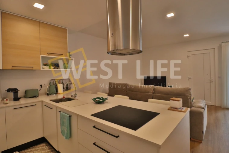 Apartamento T1 para Arrendamento em Silveira Foto 4