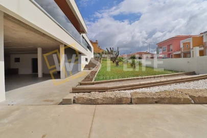 Moradia T5 para Venda em Milharado
