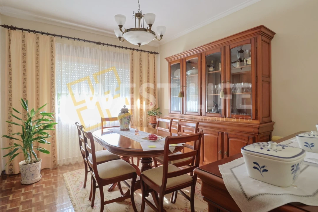 Apartamento T2 para Venda em Falagueira-Venda Nova Foto 1