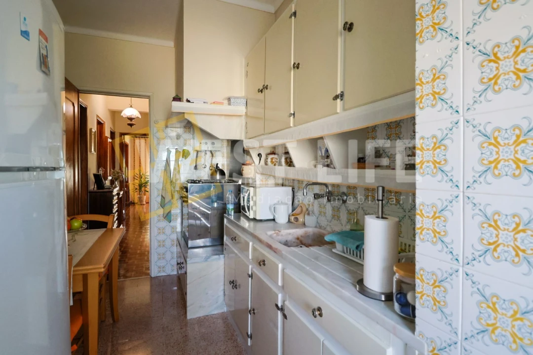 Apartamento T2 para Venda em Falagueira-Venda Nova Foto 6