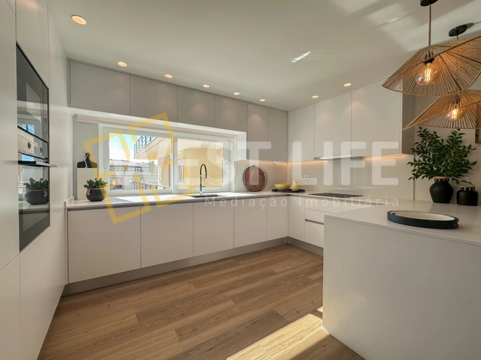 Apartamento T2 para Venda em Ericeira Foto 3
