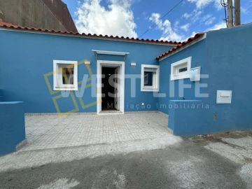 Moradia T2 para Venda em Ponte do Rol