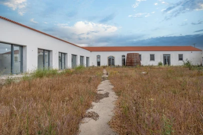 Moradia T27 para Venda em Vila Chã de Ourique