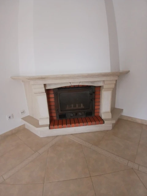 Apartamento T2 para Arrendamento em Algueirão-Mem Martins