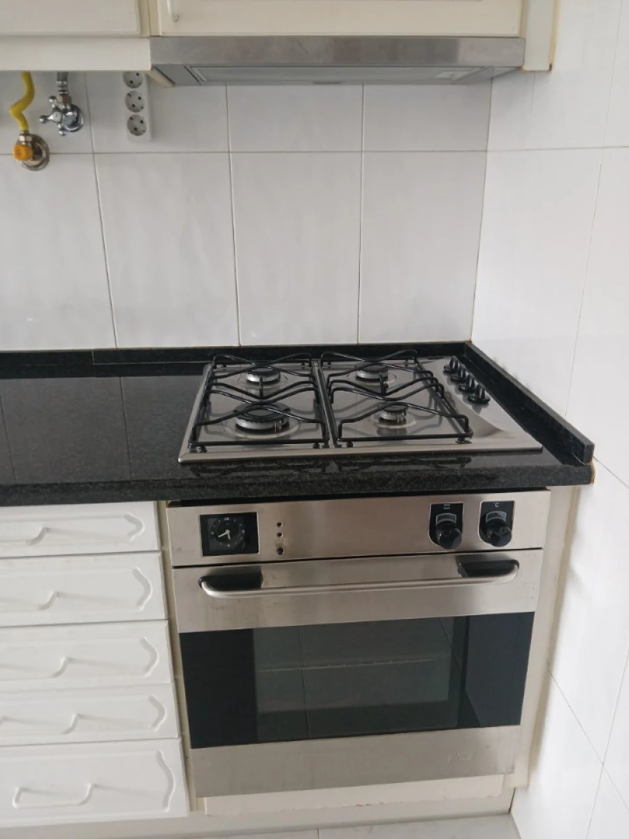 Apartamento T2 para Arrendamento em Algueirão-Mem Martins Foto 14