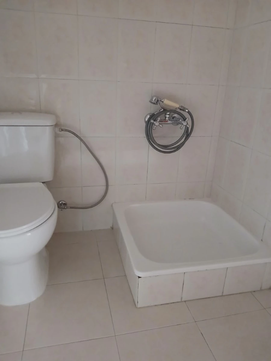 Apartamento T2 para Arrendamento em Algueirão-Mem Martins Foto 20