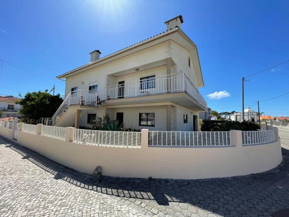 Moradia T4 para Venda em São Jacinto Foto 1