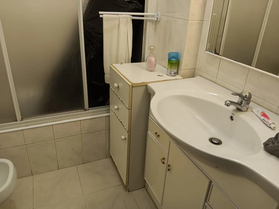 Apartamento T2 para Venda em Agualva e Mira-Sintra Foto 11