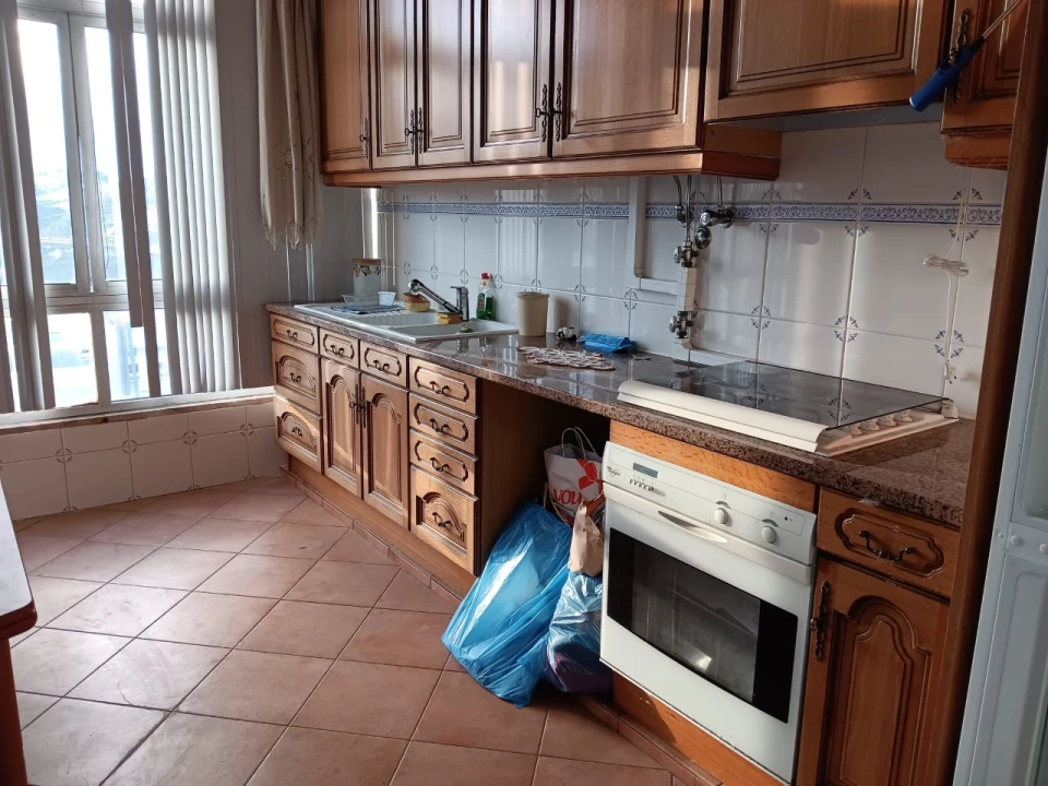 Apartamento T2 para Venda em Agualva e Mira-Sintra Foto 14