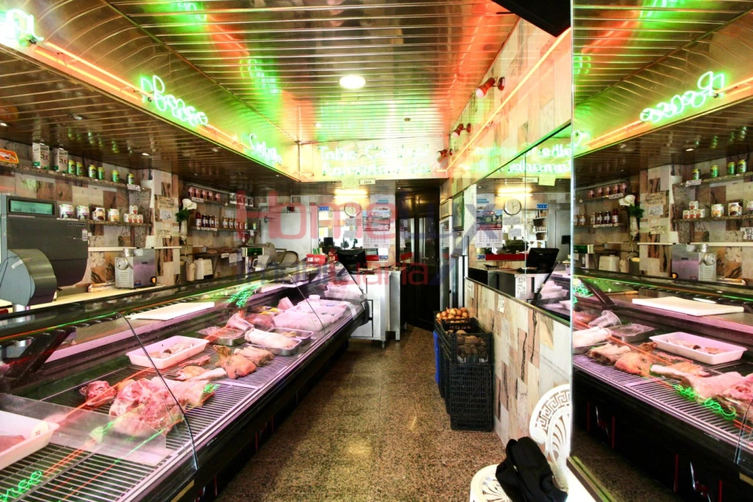 Loja para Arrendamento em Cedofeita, Santo Ildefonso, Sé, Miragaia, São Nicolau e Vitória Foto 1