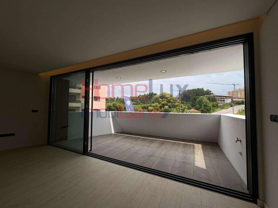 Apartamento T3 para Venda em Gondomar (São Cosme), Valbom e Jovim Foto 1