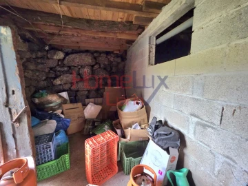Moradia T1 para Venda em Pindelo dos Milagres
