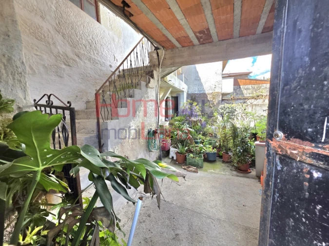 Moradia T1 para Venda em Pindelo dos Milagres Foto 41