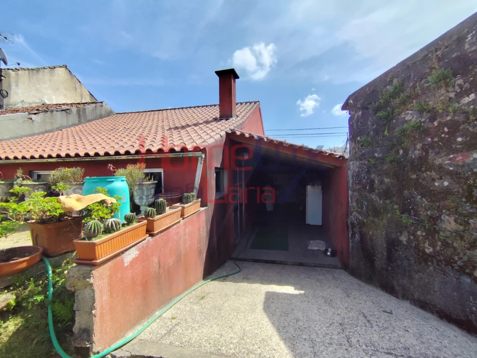 Moradia T1 para Venda em O. Azeméis, Riba-Ul, Ul, Macinhata Seixa, Madail Foto 12