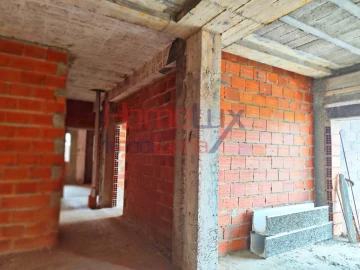 Apartamento T3 para Venda em Nogueira do Cravo e Pindelo