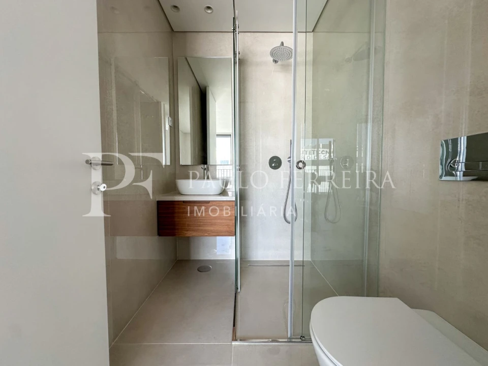 Apartamento T2 para Arrendamento em Antas e Abade de Vermoim Foto 15