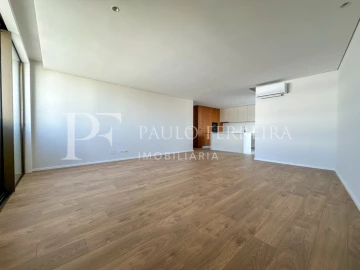 Apartamento T2 para Arrendamento em Antas e Abade de Vermoim