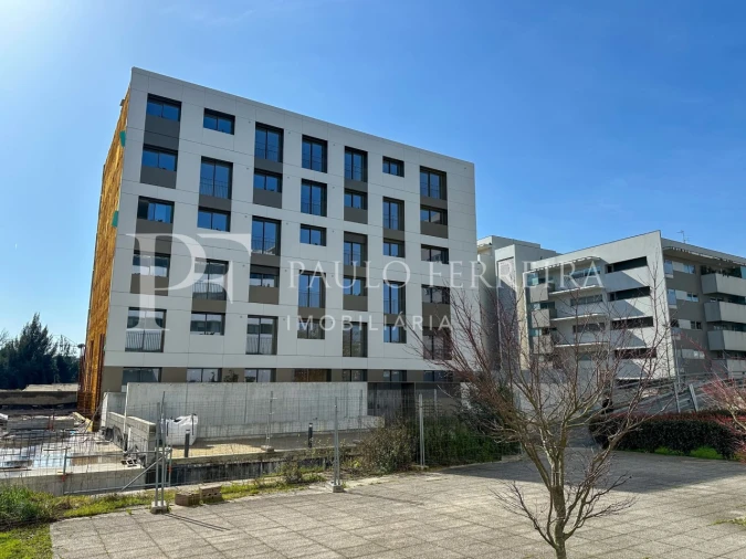 Apartamento T2 para Arrendamento em Antas e Abade de Vermoim Foto 2