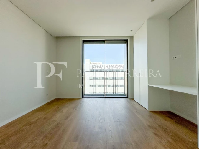 Apartamento T2 para Arrendamento em Antas e Abade de Vermoim Foto 9