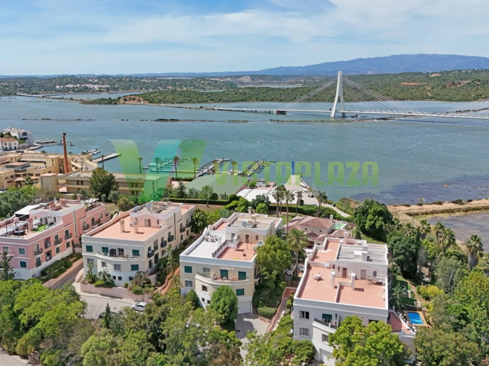 Apartamento T2 para Venda em Estômbar e Parchal Foto 52