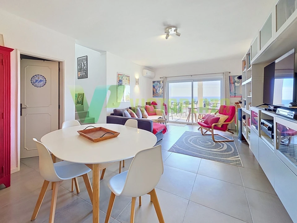 Apartamento T2 para Venda em Portimão Foto 5
