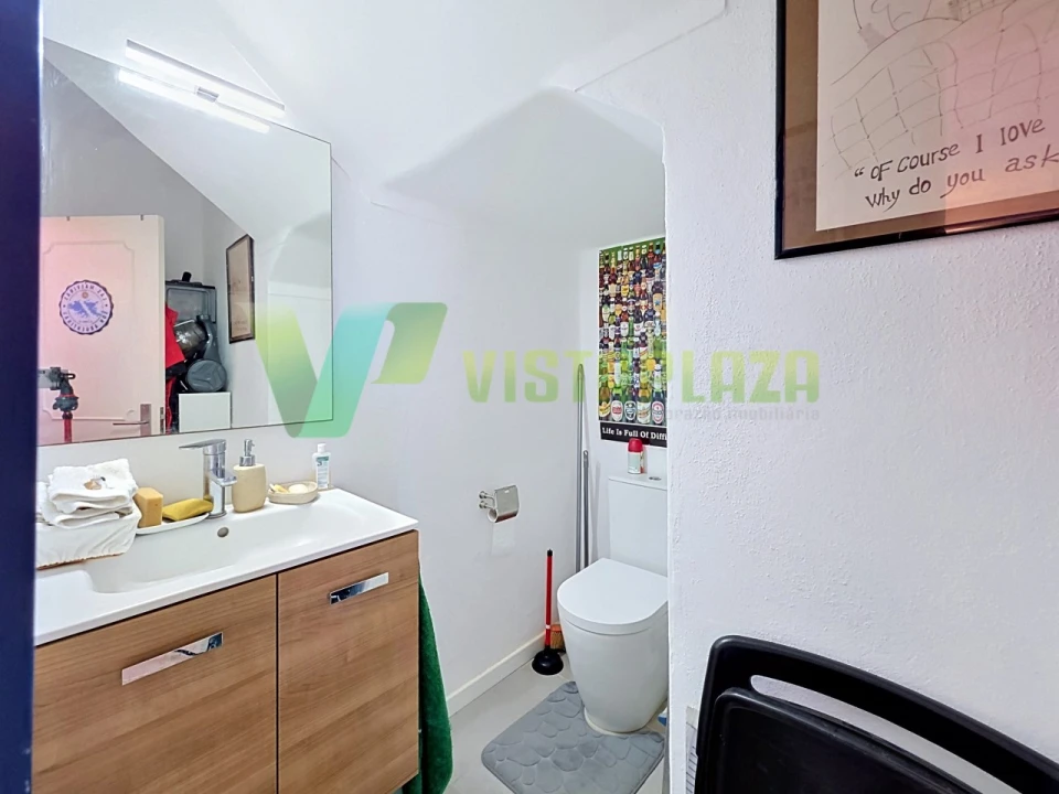 Apartamento T2 para Venda em Portimão Foto 13