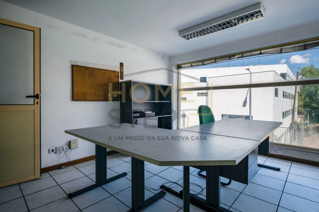 Loja para Venda em Cedofeita, Santo Ildefonso, Sé, Miragaia, São Nicolau e Vitória Foto 12