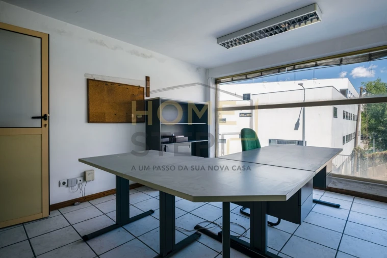 Loja para Venda em Cedofeita, Santo Ildefonso, Sé, Miragaia, São Nicolau e Vitória Foto 12