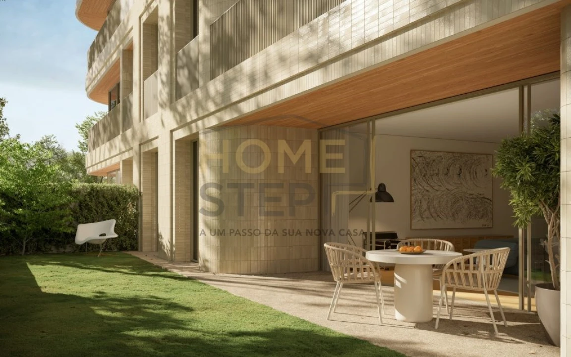 Apartamento T3 para Venda em Aldoar, Foz do Douro e Nevogilde Foto 1