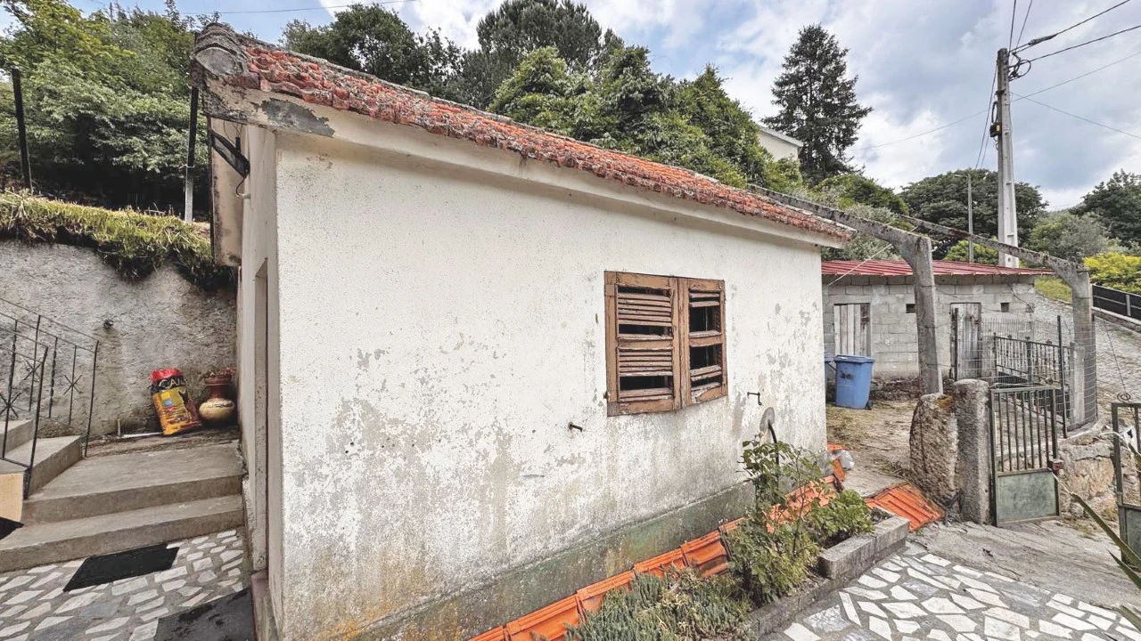 Moradia T4 para Venda em Padronelo Foto 21