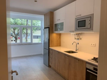 Apartamento T3 para Arrendamento em Santa Clara