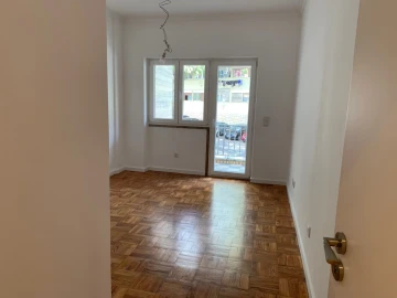 Apartamento T3 para Arrendamento em Santa Clara