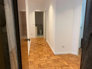Apartamento T3 para Arrendamento em Santa Clara