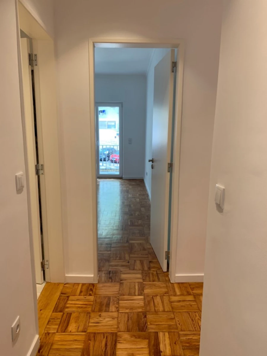 Apartamento T3 para Arrendamento em Santa Clara Foto 17