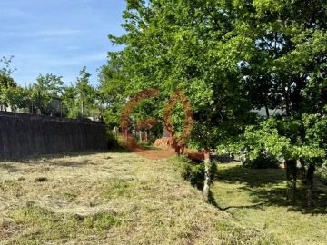 Moradia T1 para Venda em Eiras e Mei