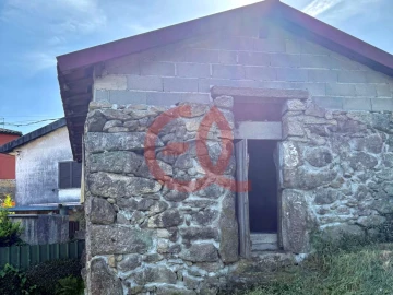 Moradia T1 para Venda em Eiras e Mei
