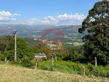 Moradia T1 para Venda em Eiras e Mei