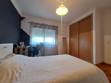 Moradia T5 para Venda em Roliça