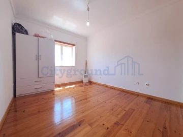 Moradia T5 para Venda em Roliça