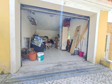 Moradia T5 para Venda em Roliça