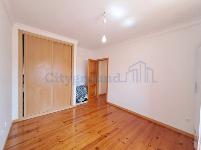 Moradia T5 para Venda em Roliça Foto 28