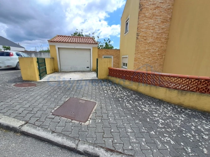 Moradia T5 para Venda em Roliça Foto 29