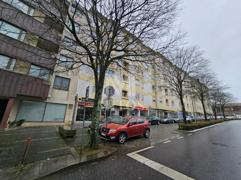Apartamento T3 para Venda em Santa Maria Maior e Monserrate e Meadela Foto 1